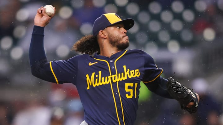 Aug 5, 2025; Atlanta, Georgia, USA; Milwaukee Brewers starting pitcher Freddy Peralta (51) throws against the Atlanta Braves in the third inning at Truist Park. Mandatory Credit: Brett Davis-Imagn Images Aug 5, 2025; Atlanta, Georgia, USA; Milwaukee Brewers starting pitcher Freddy Peralta (51) throws against the Atlanta Braves in the third inning at Truist Park. Mandatory Credit: Brett Davis-Imagn Images