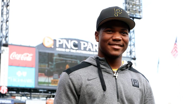Jul 29, 2022; Pittsburgh, Pennsylvania, USA; Pittsburgh Pirates first round pick Termarr Johnson and