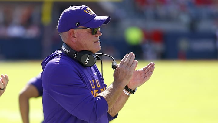 Sep 27, 2025; Oxford, Mississippi, USA; LSU Tigers head coach Brian Kelly reacts during the first quarter against the Mississippi Rebels at Vaught-Hemingway Stadium. Mandatory Credit: Petre Thomas-Imagn Images Sep 27, 2025; Oxford, Mississippi, USA; LSU Tigers head coach Brian Kelly reacts during the first quarter against the Mississippi Rebels at Vaught-Hemingway Stadium. Mandatory Credit: Petre Thomas-Imagn Images