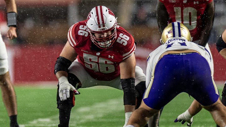 COLLEGE FOOTBALL: NOV 08 Washington at Wisconsin COLLEGE FOOTBALL: NOV 08 Washington at Wisconsin
