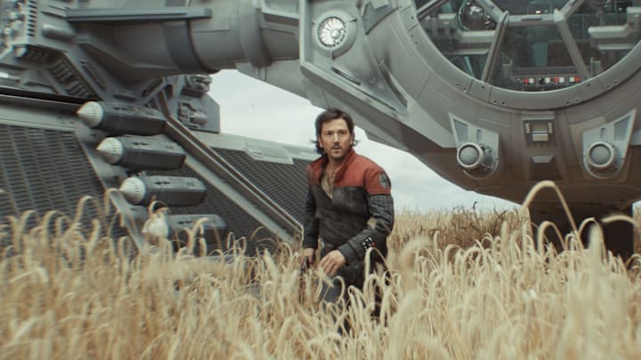 Star Wars Cassian Andor (Diego Luna) in Lucasfilm's ANDOR Season 2, exclusively on Disney+. Photo courtesy of Lucasfilm. ©2025 Lucasfilm Ltd. & TM. All Rights Reserved.