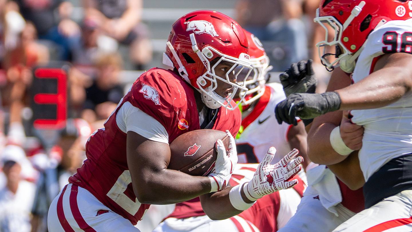 Neither McFadden Nor Barry Sanders Are Coming To Save Arkansas' Run Game