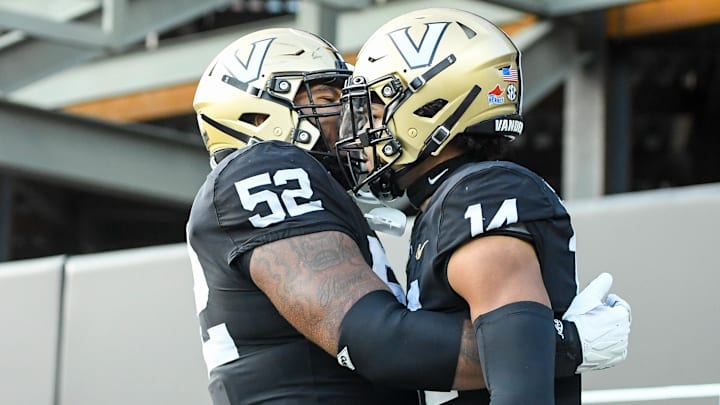 Sep 30, 2023; Nashville, Tennessee, USA;  Vanderbilt Commodores offensive lineman Kevo Wesley (52)