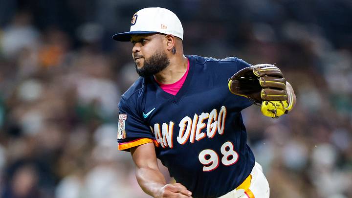 Aug 21, 2026; San Diego, California, USA; San Diego Padres starting pitcher Randy Vasquez (98) throws a pitch during the seventh inning against the Minnesota Twins at Petco Park. Mandatory Credit: David Frerker-Imagn Images Aug 21, 2026; San Diego, California, USA; San Diego Padres starting pitcher Randy Vasquez (98) throws a pitch during the seventh inning against the Minnesota Twins at Petco Park. Mandatory Credit: David Frerker-Imagn Images
