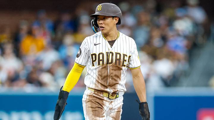 Jul 11, 2026; San Diego, California, USA; San Diego Padres third baseman Sung-Mun Song (24) leads off after stealing second base during the third inning against the Toronto Blue Jays at Petco Park. Mandatory Credit: David Frerker-Imagn Images Jul 11, 2026; San Diego, California, USA; San Diego Padres third baseman Sung-Mun Song (24) leads off after stealing second base during the third inning against the Toronto Blue Jays at Petco Park. Mandatory Credit: David Frerker-Imagn Images