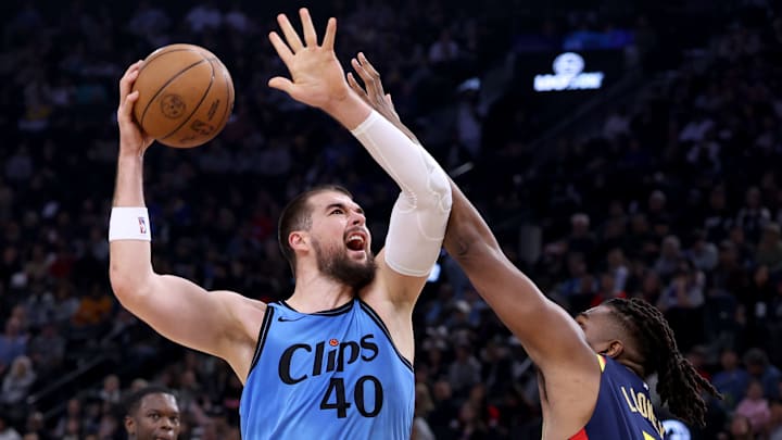 Golden State Warriors v Los Angeles Clippers