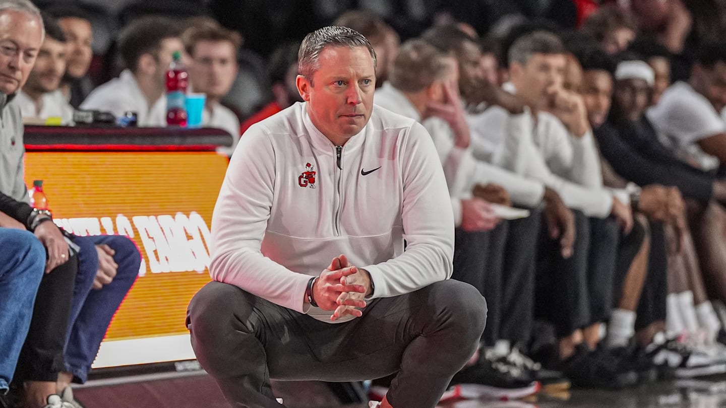 SEC rival indirectly saved Georgia basketball head coach Mike White's job