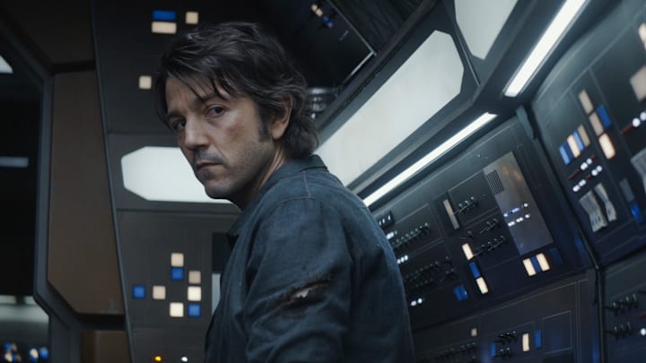 Cassian Andor (Diego Luna) in Lucasfilm's ANDOR, exclusively on Disney+. ©2022 Lucasfilm Ltd. & TM. All Rights Reserved.