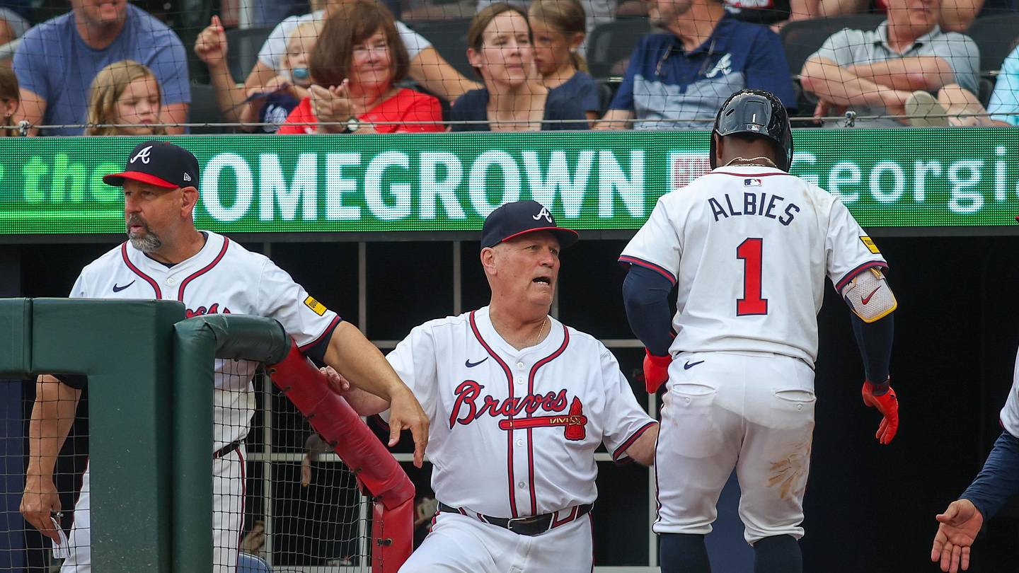 Braves Dismiss Manager Snitker, Eye Fresh Leadership for 2026