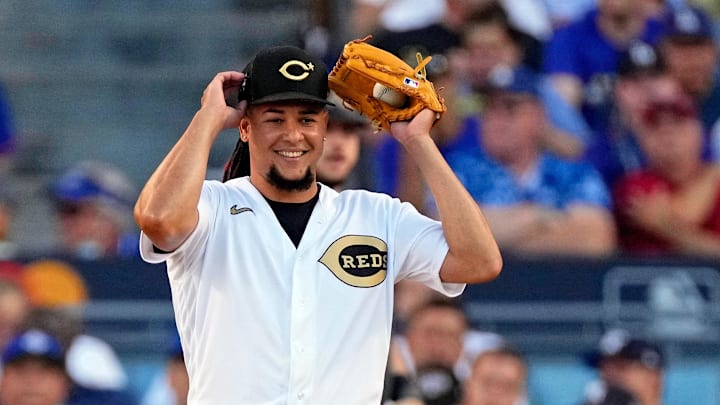 National League pitcher Luis Castillo (58) of the Cincinnati Reds.
