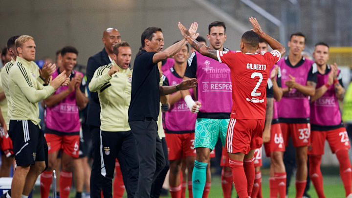 Gilberto marcou um dos gols da vitória do Benfica sobre o Dínamo de Kiev