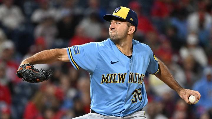 Sep 22, 2026; Philadelphia, Pennsylvania, USA; Milwaukee Brewers pitcher Colton Gordon (36) throws a pitch during the eighth inning against the Philadelphia Phillies at Citizens Bank Park. Mandatory Credit: Eric Hartline-Imagn Images Sep 22, 2026; Philadelphia, Pennsylvania, USA; Milwaukee Brewers pitcher Colton Gordon (36) throws a pitch during the eighth inning against the Philadelphia Phillies at Citizens Bank Park. Mandatory Credit: Eric Hartline-Imagn Images