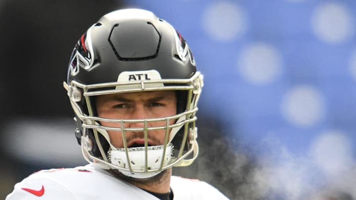 The Chicago Bears have added free agent center Drew Dalman on a three-year deal.