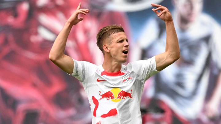 Dani Olmo est de retour au FC Barcelone. Dani Olmo est de retour au FC Barcelone.