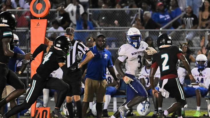 Pahokee's Corian Davis (3) breaks loose up the sideline for a gain against Royal Palm Beach on Aug. 28, 2026. The junior snagged a 75-yard Hail Mary double-pass and ran through multiple defenders for the winning score in a wild 16-14 victory. Pahokee's Corian Davis (3) breaks loose up the sideline for a gain against Royal Palm Beach on Aug. 28, 2026. The junior snagged a 75-yard Hail Mary double-pass and ran through multiple defenders for the winning score in a wild 16-14 victory.