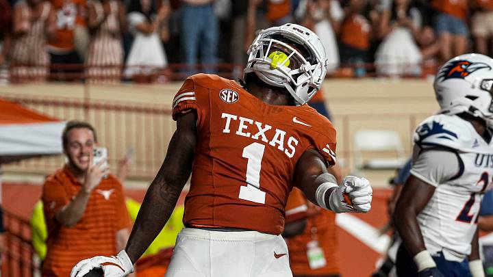 Sep 14, 2024; Austin, Texas, USA; Texas Longhorns receiver Johntay Cook II (1) celebrates a touchdown catch during the game against UTSA at Darrell K Royal–Texas Memorial Stadium. Mandatory Credit: Aaron E. Martinez/USA TODAY Network via Imagn Images
