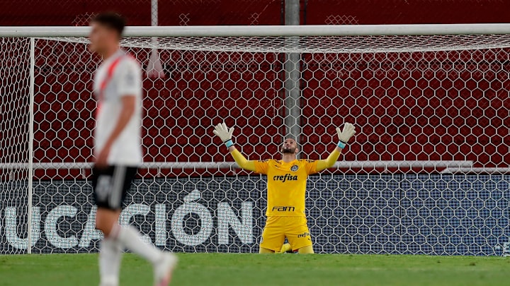 Weverton é um dos remanescentes do Palmeiras x River de 2021 Weverton é um dos remanescentes do Palmeiras x River de 2021