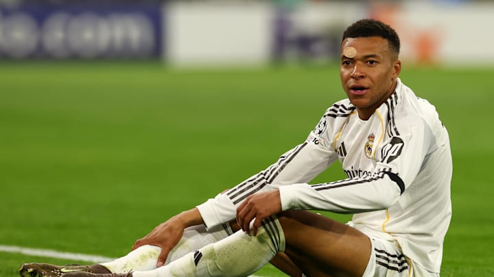 FC Bayern M¸nchen v Real Madrid CF - UEFA Champions League 2025/26 Quarter-Final Second Leg