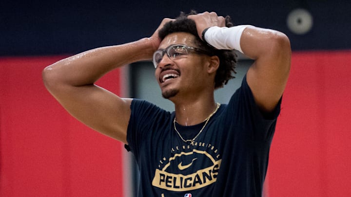 Sep 23, 2025; Metairie, LA, USA; New Orleans Pelicans guard Jordan Poole (3) reacts after a half court shot during media day at Ochsner Sports Performance Center. Mandatory Credit: Matthew Hinton-Imagn Images Sep 23, 2025; Metairie, LA, USA; New Orleans Pelicans guard Jordan Poole (3) reacts after a half court shot during media day at Ochsner Sports Performance Center. Mandatory Credit: Matthew Hinton-Imagn Images