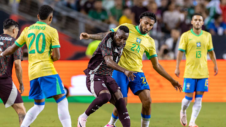 SOCCER: JUNE 08 Mexico vs Brazil