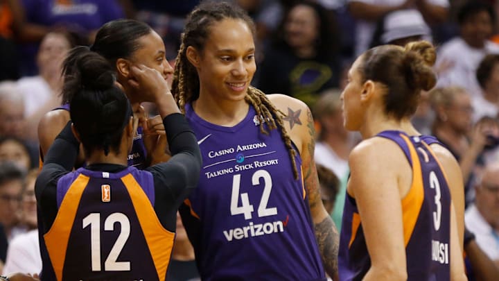 Mercury's Brittany Griner (42) laughs with her teammates during the first half against the Liberty at Talking Stick Resort Arena in Phoenix, Ariz. on Aug. 19, 2018. 

865709002