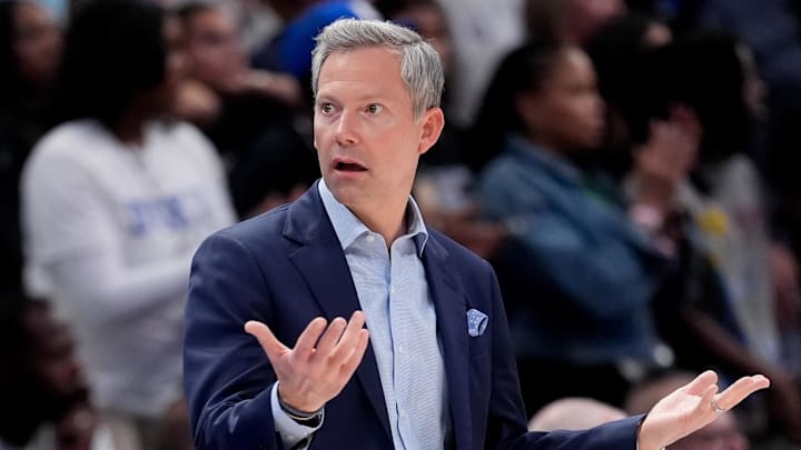 Virginia Cavaliers head coach Ryan Odom 