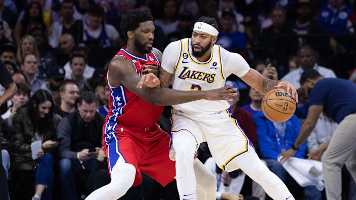 Dec 9, 2022; Philadelphia, Pennsylvania, USA; Los Angeles Lakers forward Anthony Davis (3) controls