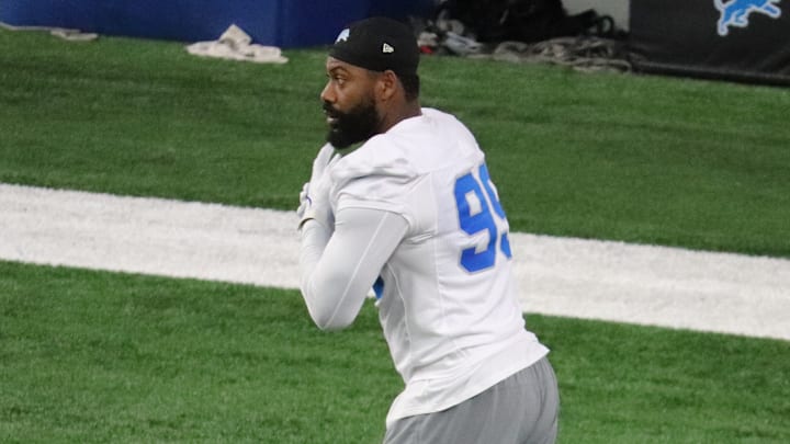 Detroit Lions defensive end Za'Darius Smith.