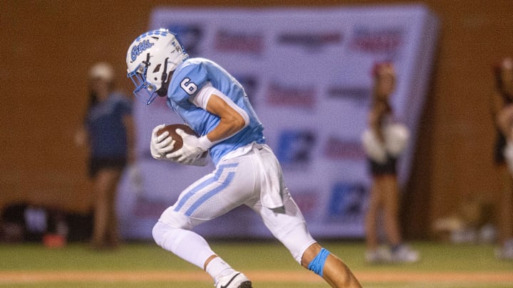 Gibbs' Bryson Walker reels in the catch during the Central vs Gibbs high school football game in Jefferson City, Tenn. on Thursday, Sept. 8, 2022.

Centralvsgibbsfootball 1510