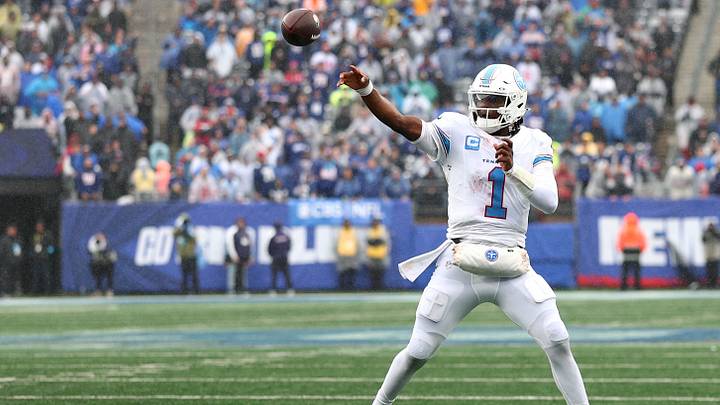 Sep 27, 2026; East Rutherford, New Jersey, USA; Tennessee Titans quarterback Cam Ward (1) throws an intercaption caught by New York Giants safety Jevon Holland (not pictured) during the fourth quarter at MetLife Stadium. Mandatory Credit: Vincent Carchietta-Imagn Images Sep 27, 2026; East Rutherford, New Jersey, USA; Tennessee Titans quarterback Cam Ward (1) throws an intercaption caught by New York Giants safety Jevon Holland (not pictured) during the fourth quarter at MetLife Stadium. Mandatory Credit: Vincent Carchietta-Imagn Images