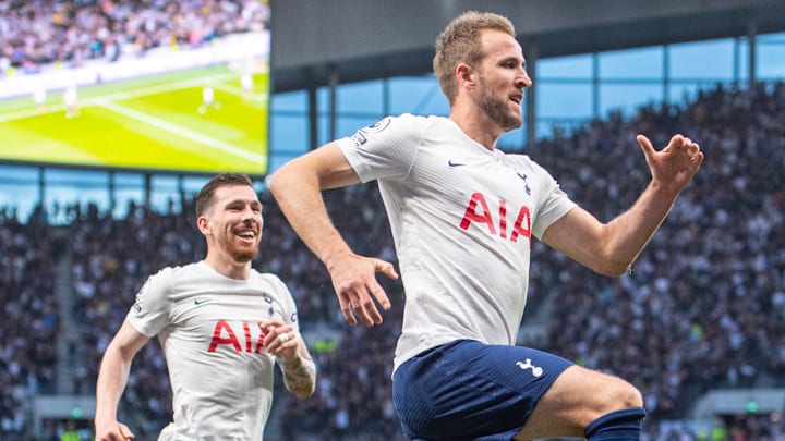 Camisa 10 dos Spurs balançou as redes duas vezes