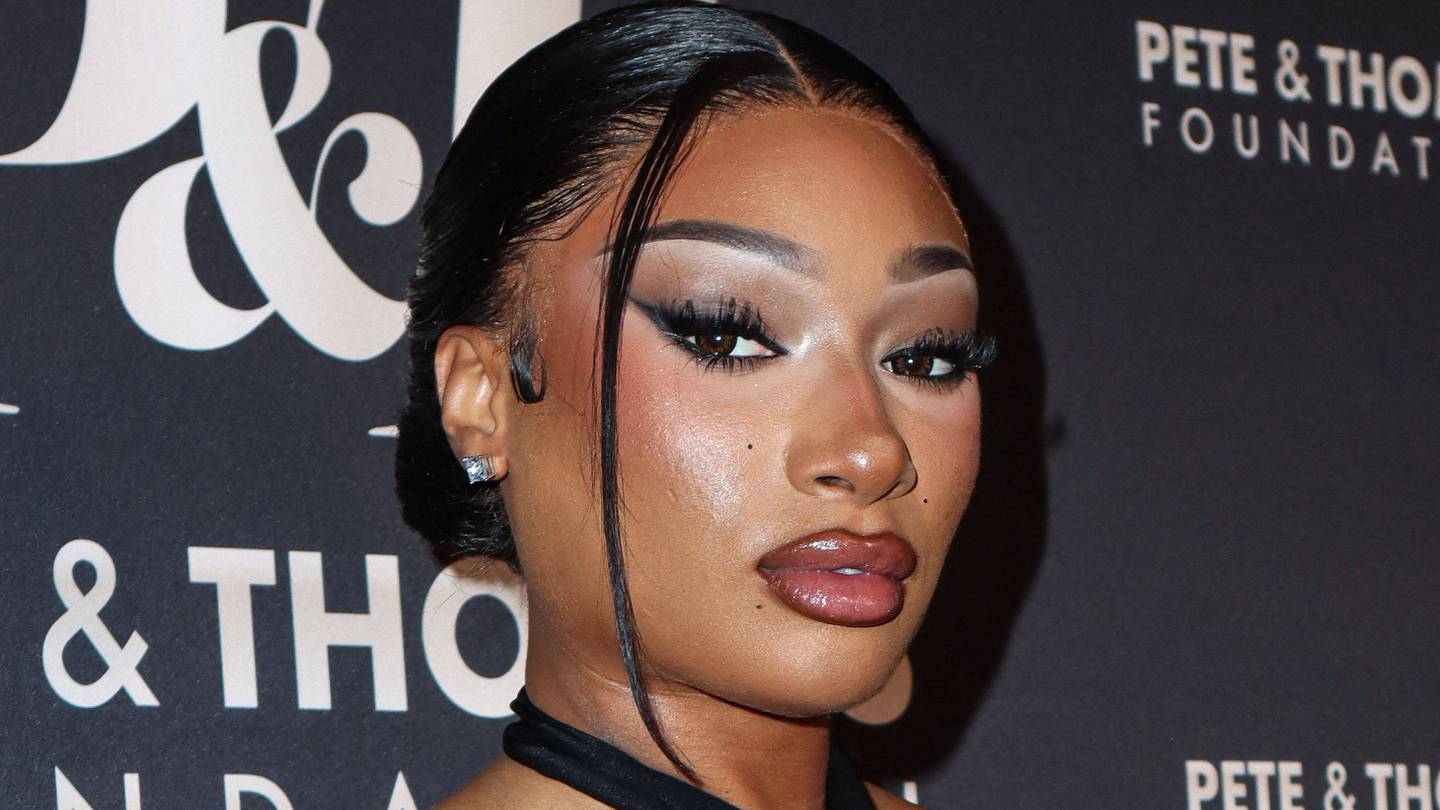 Megan Thee Stallion Can't Hold Back Tears at ‘Moulin Rouge’ After Klay Thompson Split
