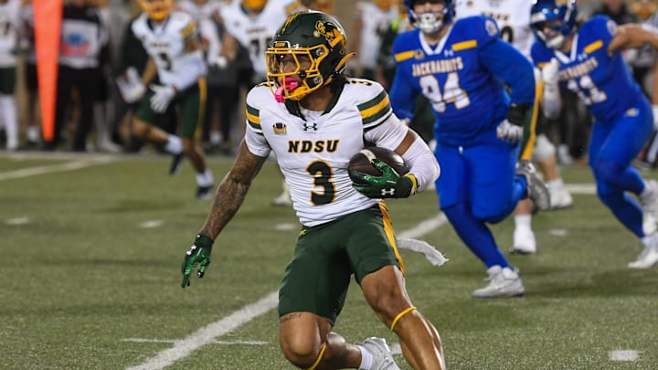 North Dakota State Bison wide receiver Raja Nelson (3)