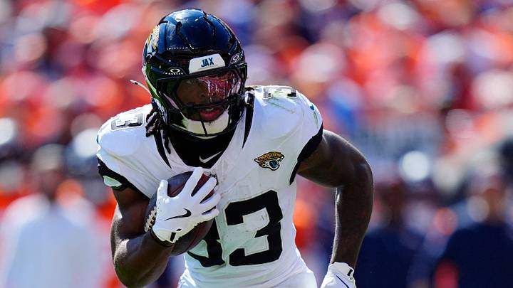Sep 20, 2026; Denver, Colorado, USA; Jacksonville Jaguars running back Bhayshul Tuten (33) rushes the ball against the Denver Broncos in the first half at Empower Field at Mile High. Mandatory Credit: Ron Chenoy-Imagn Images Sep 20, 2026; Denver, Colorado, USA; Jacksonville Jaguars running back Bhayshul Tuten (33) rushes the ball against the Denver Broncos in the first half at Empower Field at Mile High. Mandatory Credit: Ron Chenoy-Imagn Images