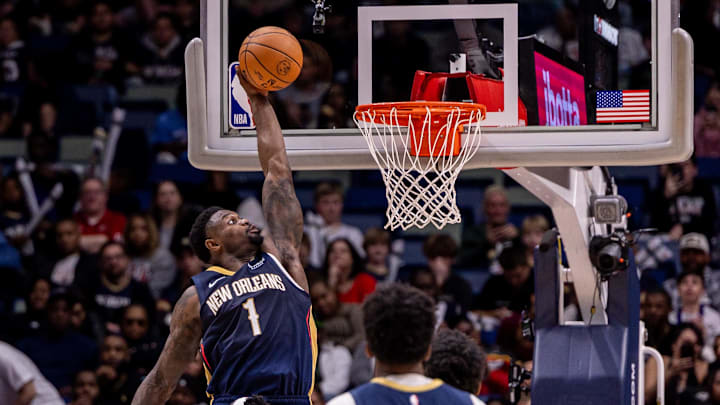 Dec 20, 2025; New Orleans, Louisiana, USA; New Orleans Pelicans forward Zion Williamson (1) drives to the basket and misses the dunk against the Indiana Pacers during the second half at Smoothie King Center. Mandatory Credit: Stephen Lew-Imagn Images Dec 20, 2025; New Orleans, Louisiana, USA; New Orleans Pelicans forward Zion Williamson (1) drives to the basket and misses the dunk against the Indiana Pacers during the second half at Smoothie King Center. Mandatory Credit: Stephen Lew-Imagn Images