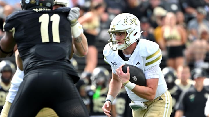 Sep 27, 2025; Winston-Salem, North Carolina, USA;  Georgia Tech Yellow Jackets quarterback Haynes King (10) during the fourth quarter against the Wake Forest Demon Deacons at Allegacy Federal Credit Union Stadium. Mandatory Credit: Zachary Taft-Imagn Images