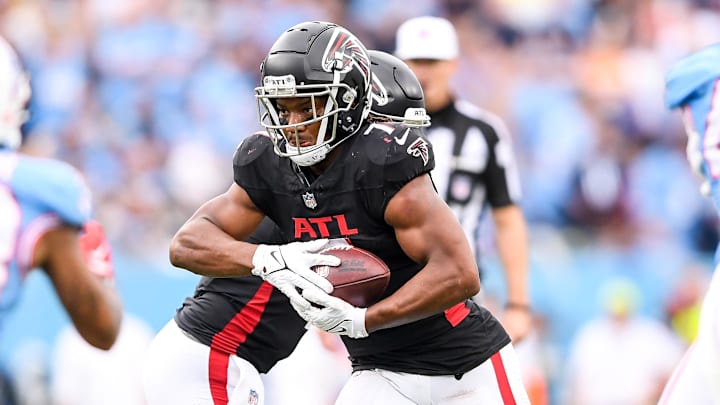 Oct 29, 2023; Nashville, Tennessee, USA;  Atlanta Falcons running back Bijan Robinson (7) runs the