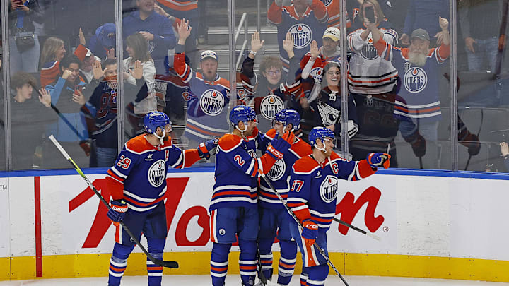 Edmonton Oilers forward Leon Draisaitl (29) scores the winning goal during overtime against the New York Islanders. 