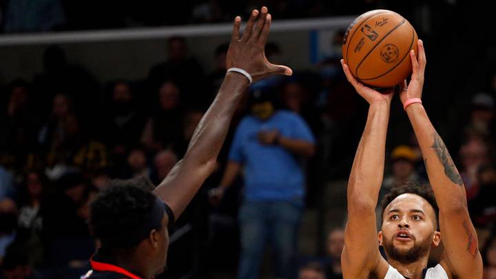 Nov 24, 2021; Memphis, Tennessee, USA; Memphis Grizzles guard Kyle Anderson (1) shoots for three during the second half against the Toronto Raptors at FedExForum. Mandatory Credit: Petre Thomas-USA TODAY Sports Nov 24, 2021; Memphis, Tennessee, USA; Memphis Grizzles guard Kyle Anderson (1) shoots for three during the second half against the Toronto Raptors at FedExForum. Mandatory Credit: Petre Thomas-USA TODAY Sports