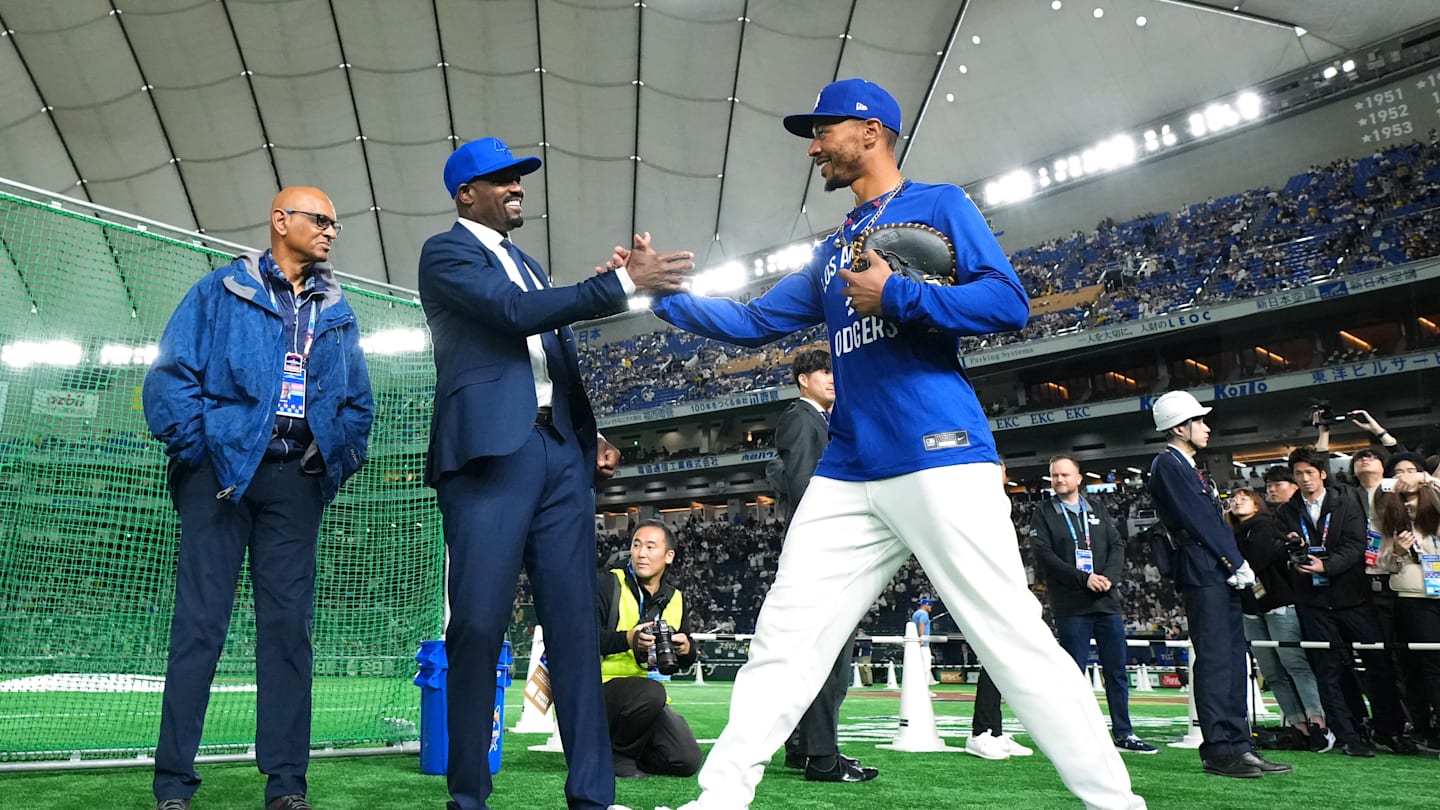 Details of Mookie Betts sickness take a scary turn Dodgers didn't expect