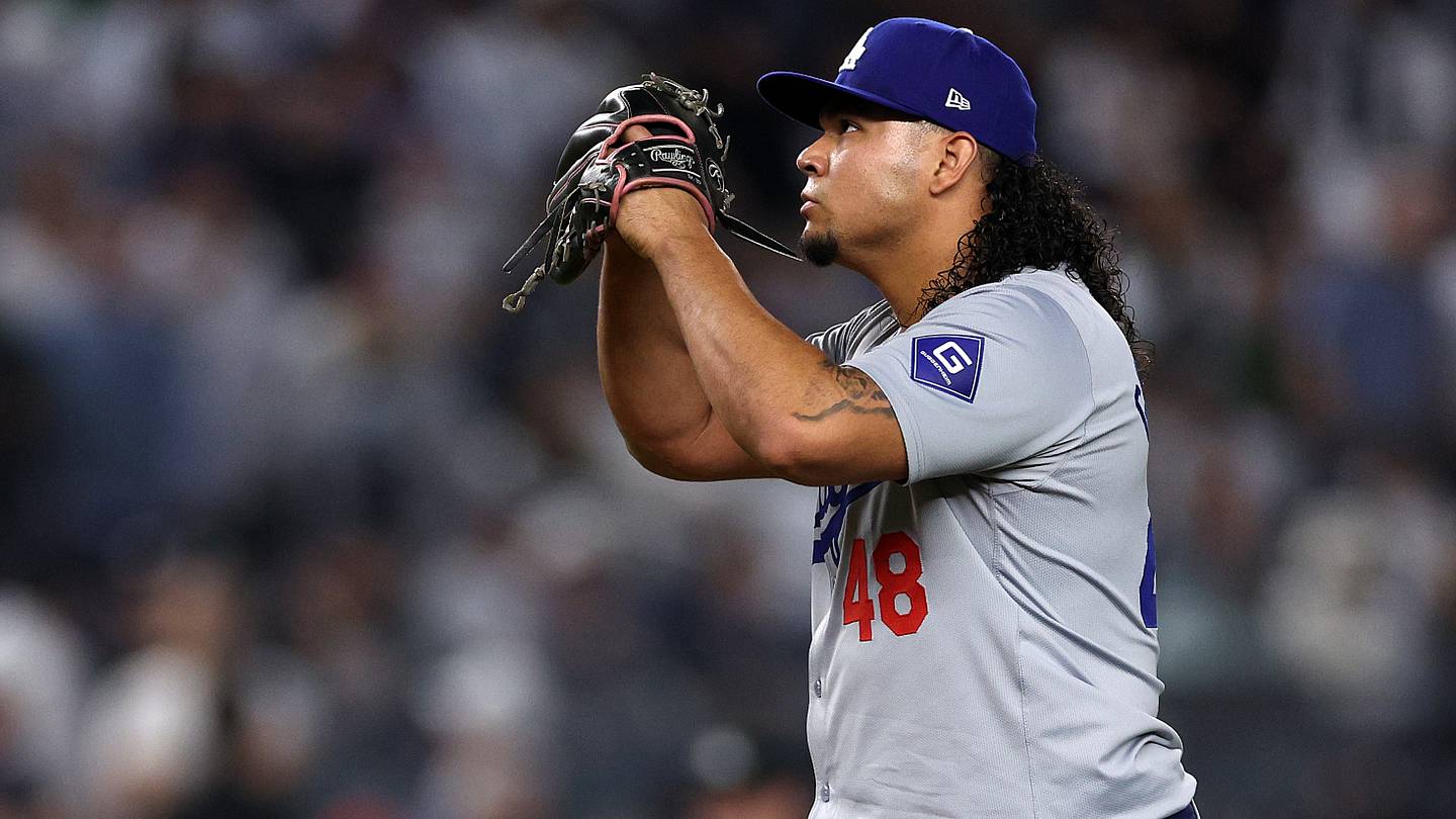 Dodgers Lock In Alex Vesia for 2026 Season
