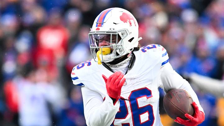 Nov 16, 2025; Orchard Park, New York, USA; Buffalo Bills running back Ty Johnson (26) runs for a touchdown against the Tampa Bay Buccaneers during the first half of the game at Highmark Stadium. Nov 16, 2025; Orchard Park, New York, USA; Buffalo Bills running back Ty Johnson (26) runs for a touchdown against the Tampa Bay Buccaneers during the first half of the game at Highmark Stadium.