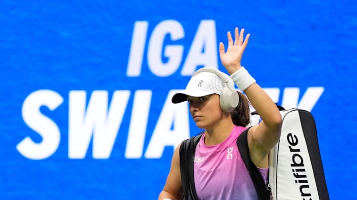 Iga Swiatek defeated Barbora Krejcikova in three sets in the first round of the WTA Finals. Iga Swiatek defeated Barbora Krejcikova in three sets in the first round of the WTA Finals.
