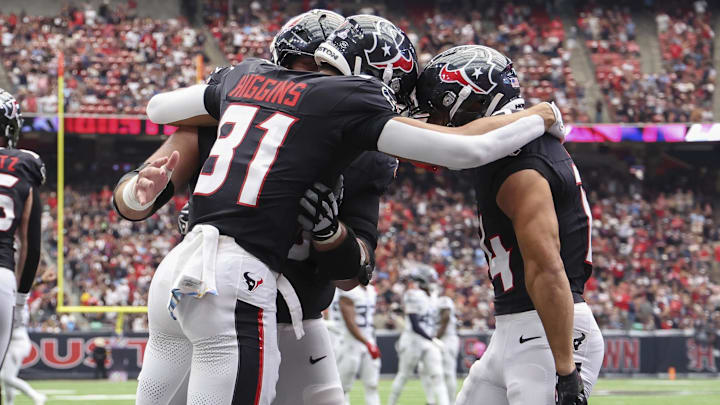 Bet on the Texans to cover against the Chiefs in the Week 14 of Sunday Night Football.