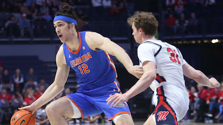 Florida is a road favorite against Texas on Wednesday night.