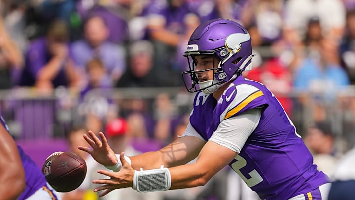 Aug 16, 2025; Minneapolis, Minnesota, USA; Minnesota Vikings quarterback Max Brosmer (12) receives the snap against the New England Patriots in the fourth quarter at U.S. Bank Stadium. Mandatory Credit: Brad Rempel-Imagn Images Aug 16, 2025; Minneapolis, Minnesota, USA; Minnesota Vikings quarterback Max Brosmer (12) receives the snap against the New England Patriots in the fourth quarter at U.S. Bank Stadium. Mandatory Credit: Brad Rempel-Imagn Images