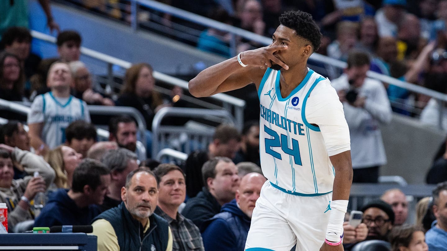 Bill Simmons Gets 'Dramatic' Highlighting Charlotte Hornets' Unreal Turnaround