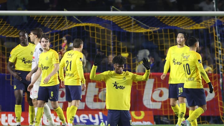 Union SG player celebrates against Westerlo