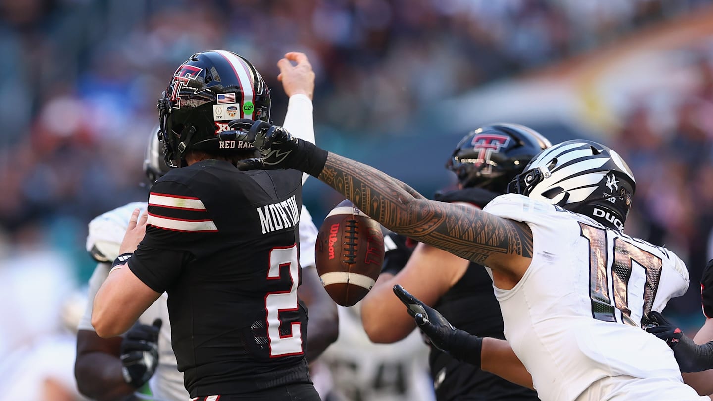 Texas Tech fans plead with Cody Campbell to solve the Red Raiders’ offense