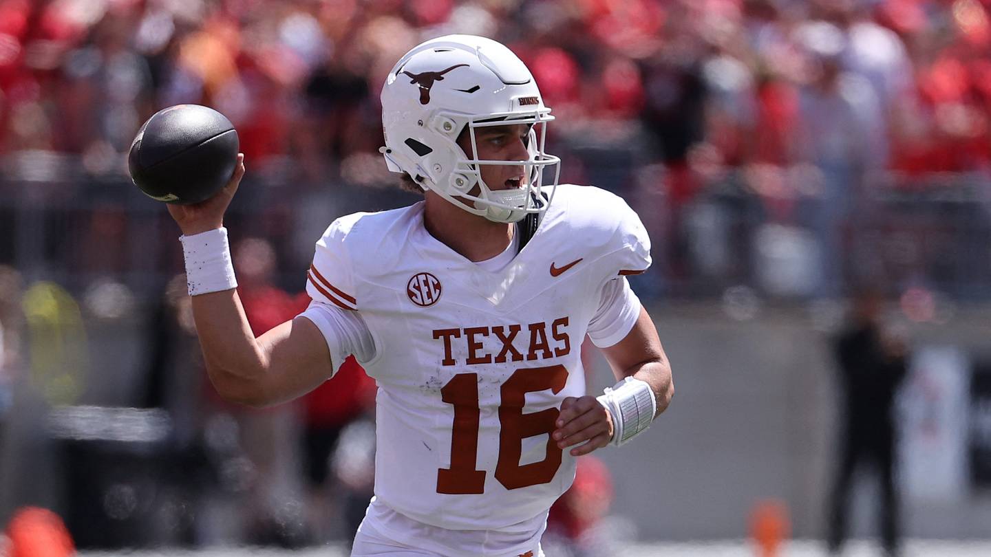 Arch Manning Faces Ohio State After Winless Sarkisian Starts